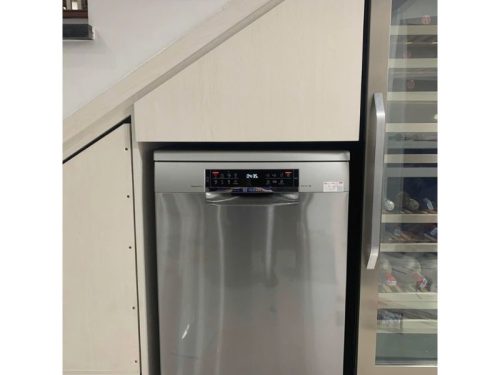 anh may rua bat bosch sms6eci93e serie 6