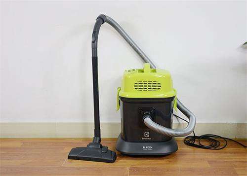 electrolux-z823-2.jpg electrolux z823 2