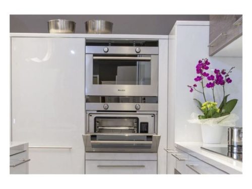 Lò Vi Sóng Malloca MW 34 TG