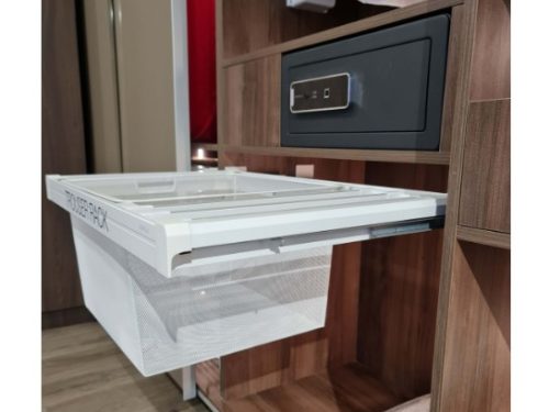 Móc Treo Quần Kèm Giỏ 800mm Hafele 807.95.831