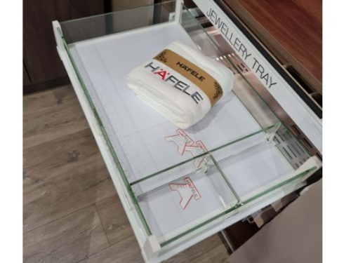 Rổ Kéo Bằng Kính 800mm Hafele 807.95.873