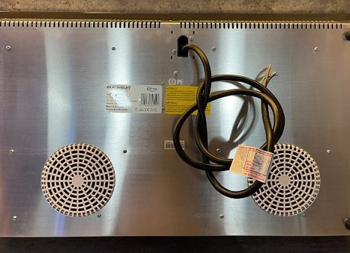 Mặt sau của bếp từ Eurosun EU-T210Pro