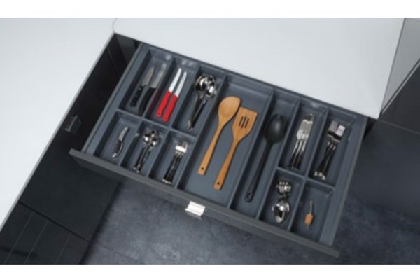 Khay chia đa năng đựng dao kéo thìa nĩa Hafele 556.52.743 Khay chia đa năng đựng dao kéo thìa nĩa Hafele 556.52.743