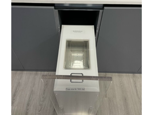 Thùng gạo gắn cánh Eurogold B23