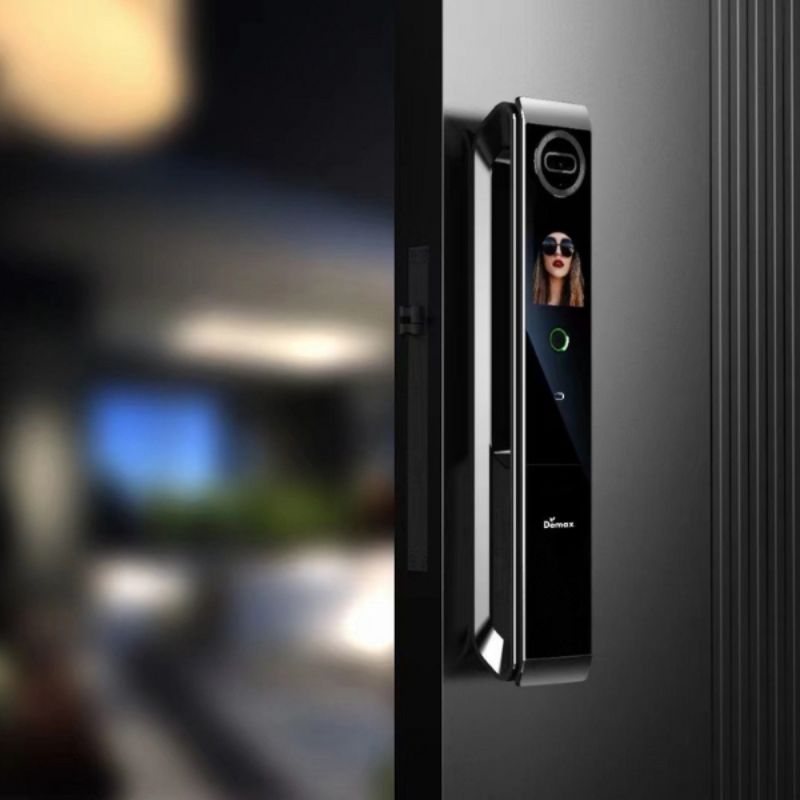 Hình ảnh thực tế khóa thông minh Demax EL999 Crown CNC Hình ảnh thực tế khóa thông minh Demax EL999 Crown CNC