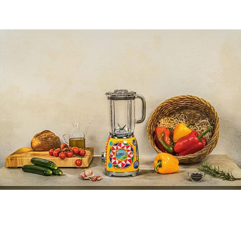 anh-thuc-te-may-xay-sinh-to-smeg-amp-dolceampgabbana-blf01dgeu.jpg anh thuc te may xay sinh to smeg amp dolceampgabbana blf01dgeu