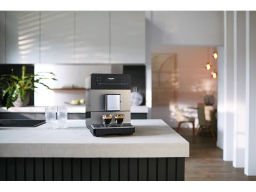 anh thuc te may pha cafe tu dong miele cm5510 silver grey met