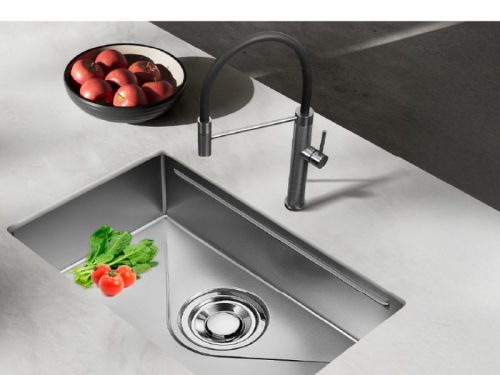 anh chau rua bat grandx gx7845v volcano